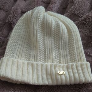 Elegant Cream Knit Beanie